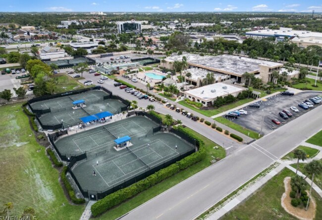 Building Photo - 1700 Pine Valley Dr