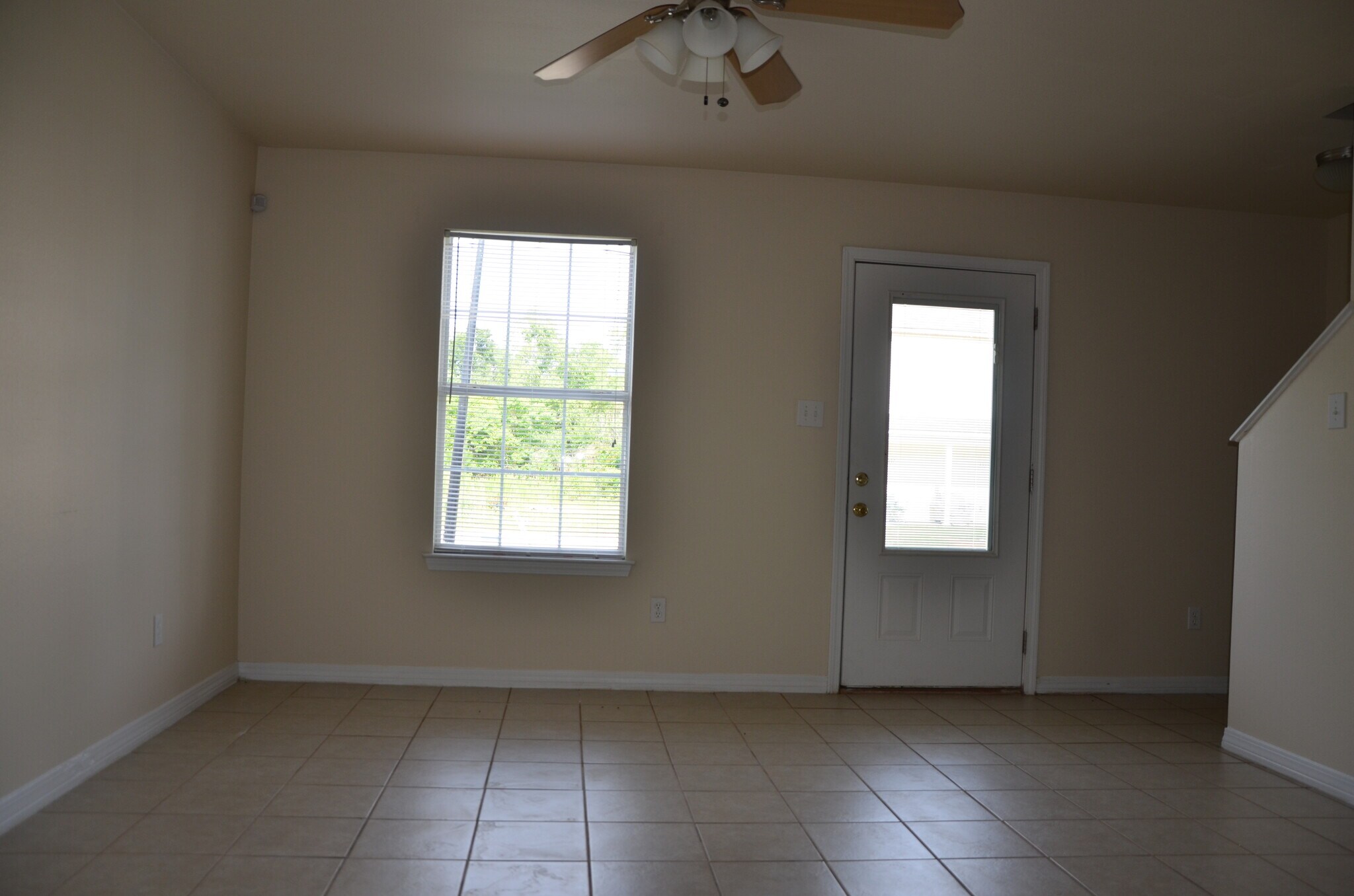 Building Photo - 1334 Foxwood Pl