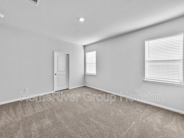 Building Photo - 2510 Green Jasper Dr