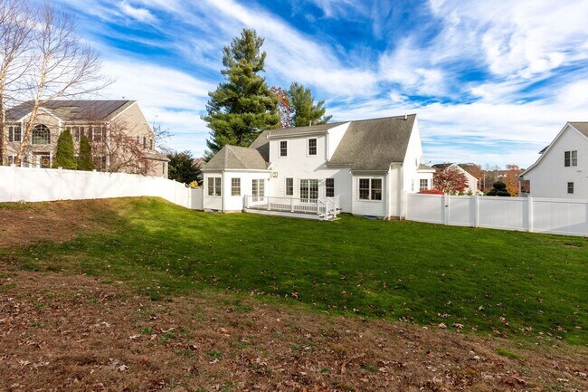 Building Photo - 5 Neff Dr