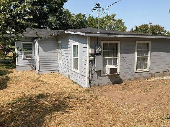 Building Photo - 616 E Gandy St