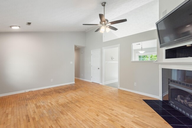 Building Photo - 5957 Warrenpark Ln