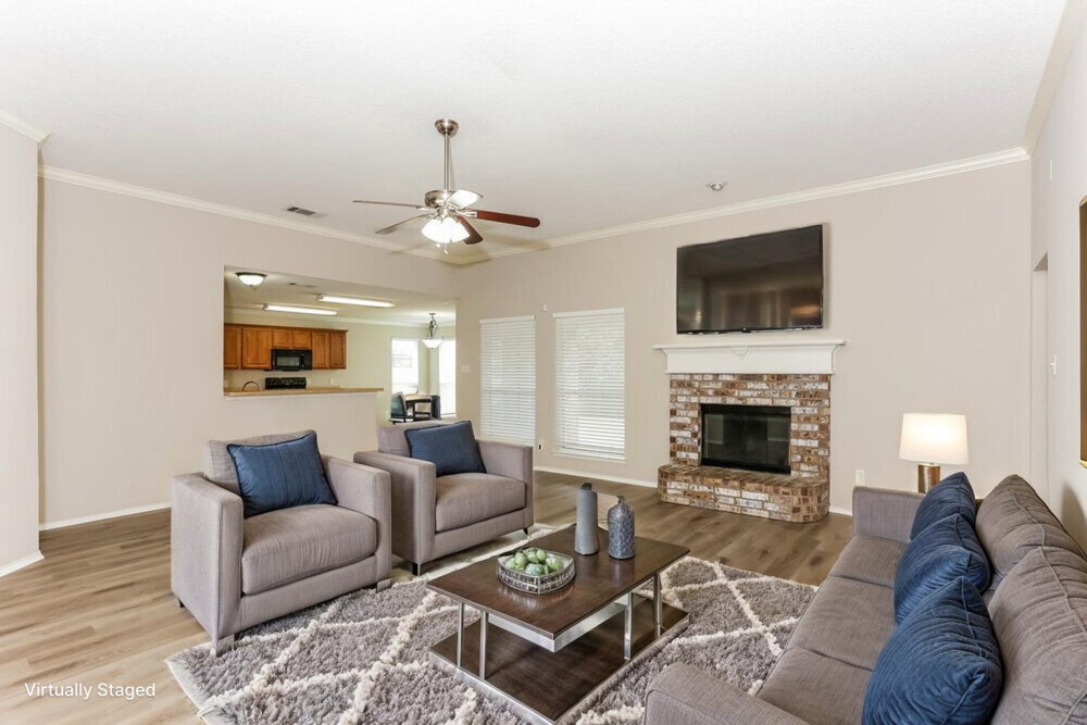 Building Photo - 125 Adams Dr