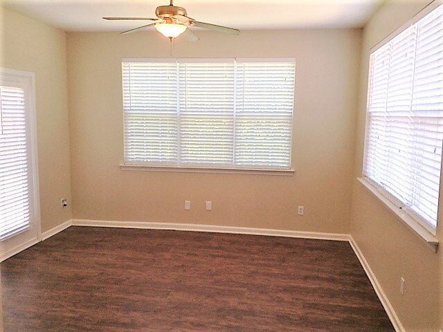 Building Photo - 14523 Lyon Hill Ln