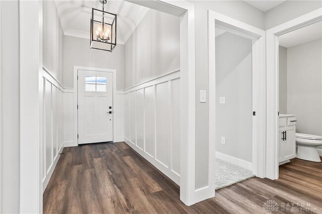 Building Photo - 1160 Waterloo St