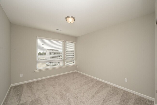 Building Photo - Brand New Construction, 3 bed, 2.5 Bath Townhome