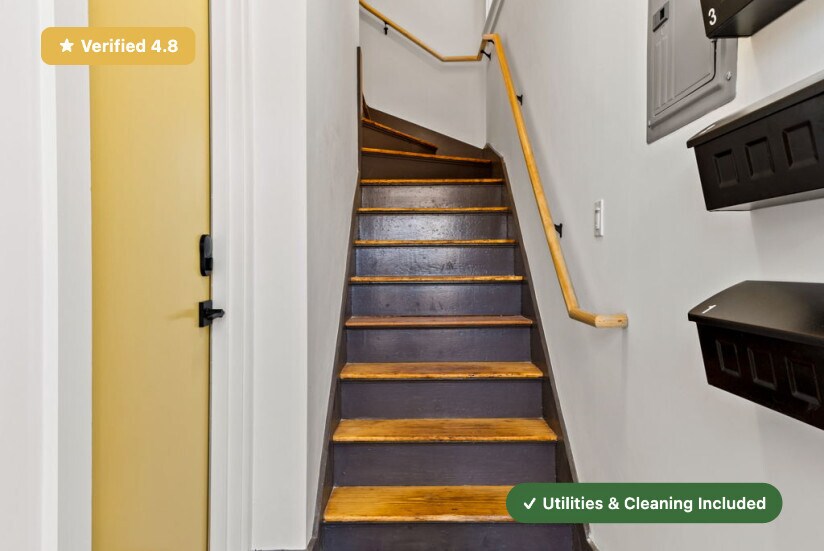 Building Photo - Furnished Private Bedroom with Private Bath in East Boston!