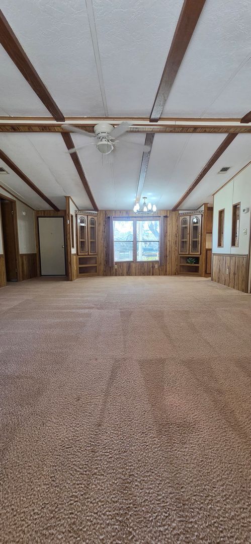 Building Photo - 3 Bedroom/3 Bath home in Archer FL