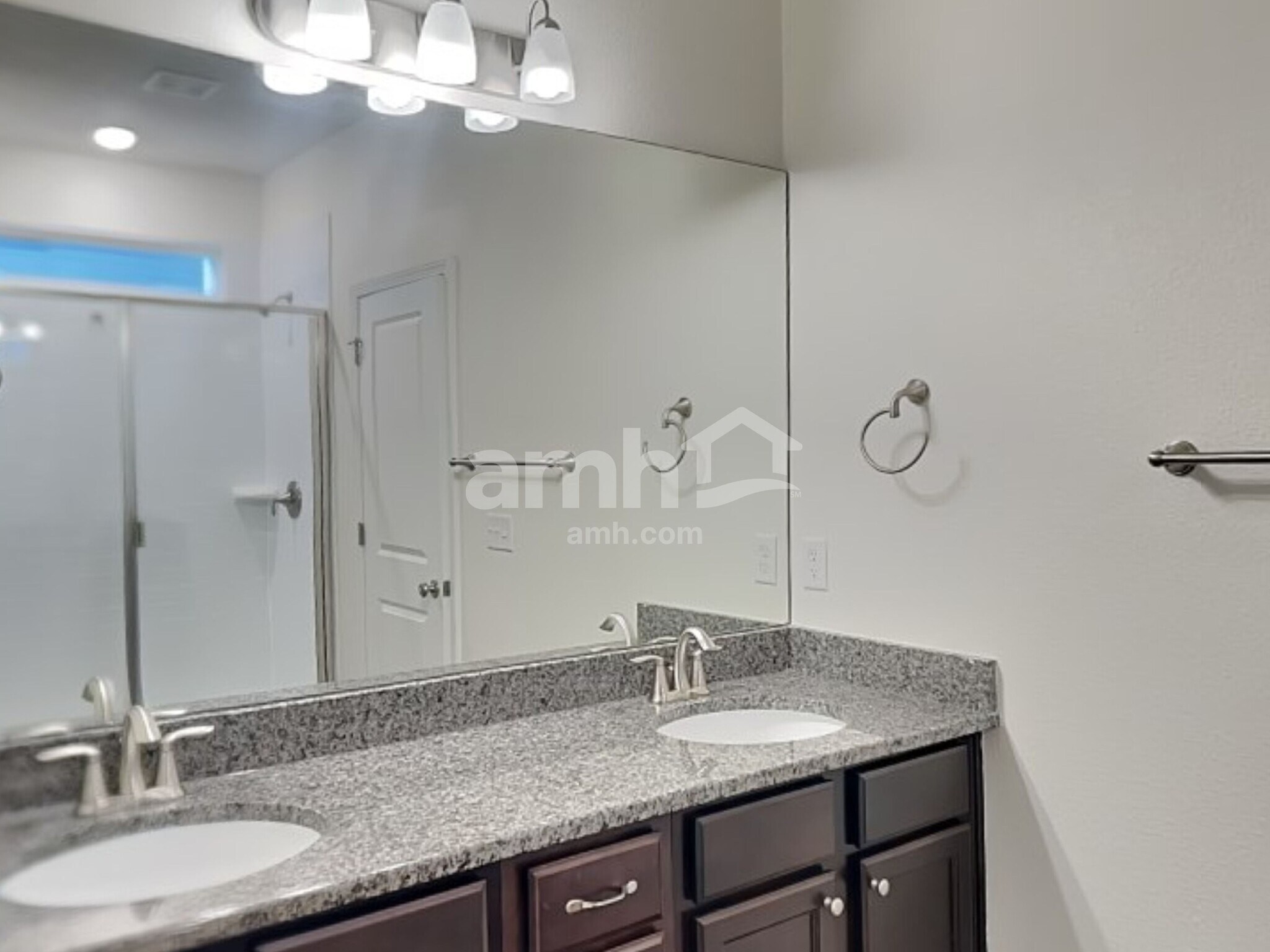 Building Photo - 1889 Silver Point