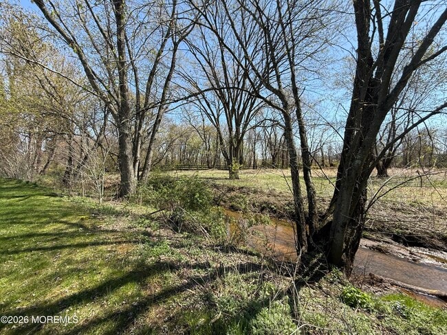 Building Photo - 2360 Monmouth Rd