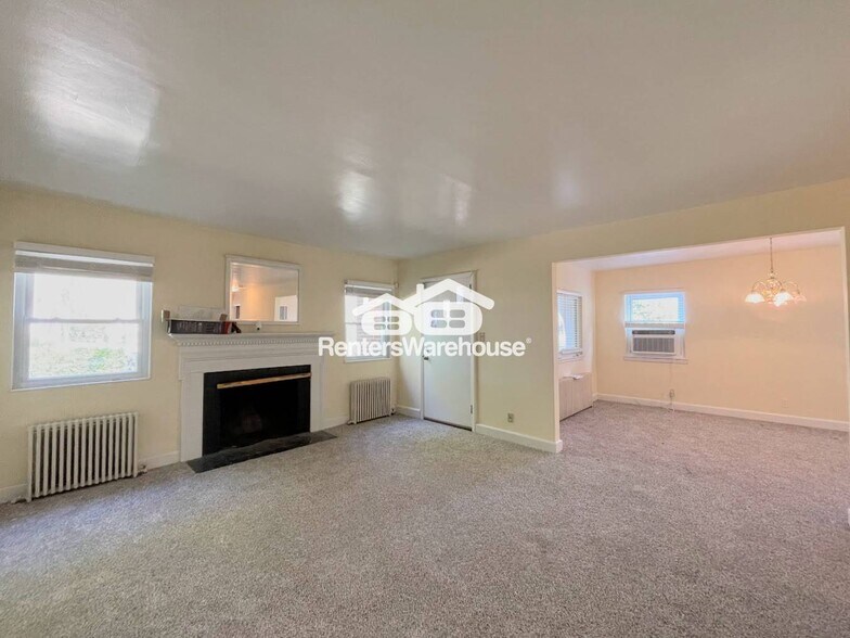 Building Photo - 7467 Hampton Blvd