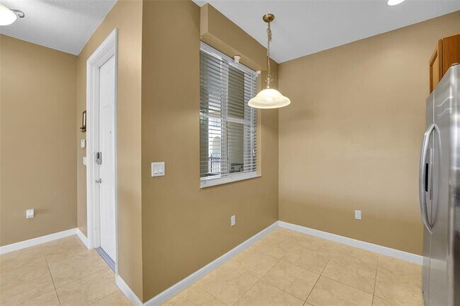 Building Photo - 3055 NW 126th Ave