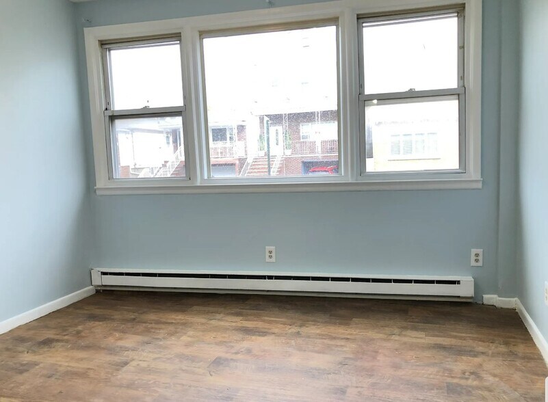 483 Ave A 1 - 485 Avenue A