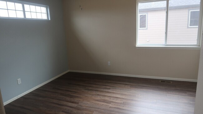 Building Photo - 5923 Dancing Sun Way