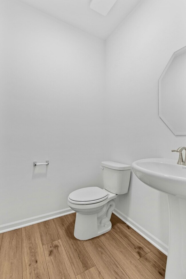 Building Photo - 10973 Green Pl