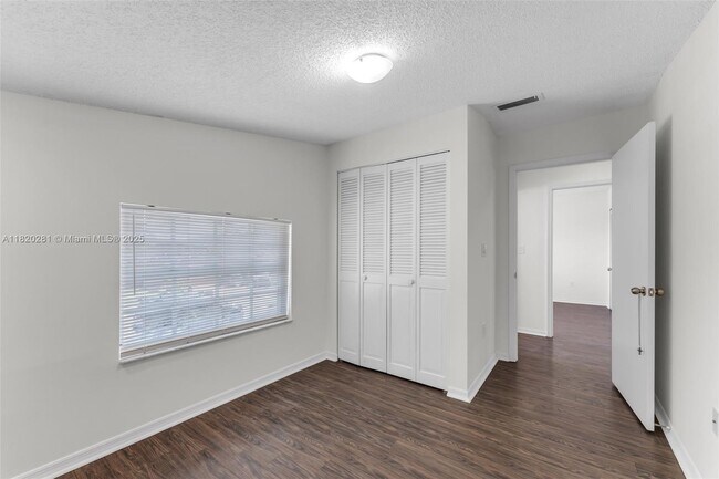 Building Photo - 14642 SW 99th St