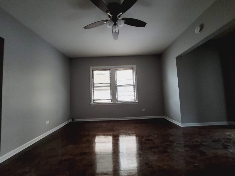 Building Photo - 2914 W 64th St