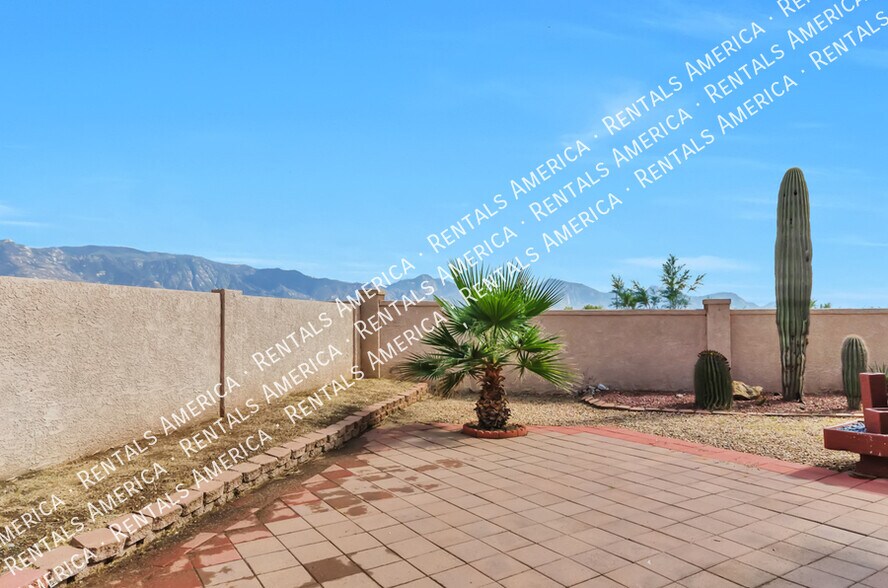 Building Photo - 60191 Verde Vista Ct