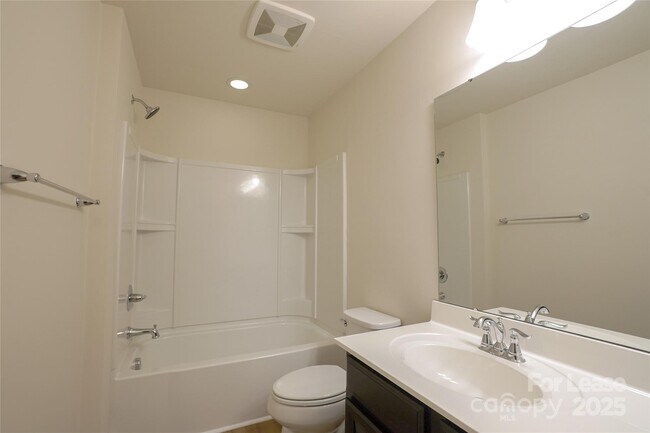 Building Photo - 9510 Birkwood Ct