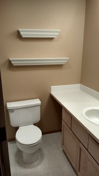 Master Bathroom (Photo 2) - 1127 Wheaton Way, C-1