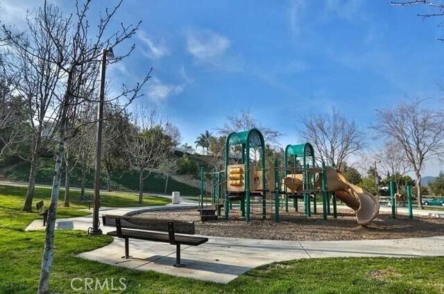 Building Photo - 13858 Buckskin Trail Dr