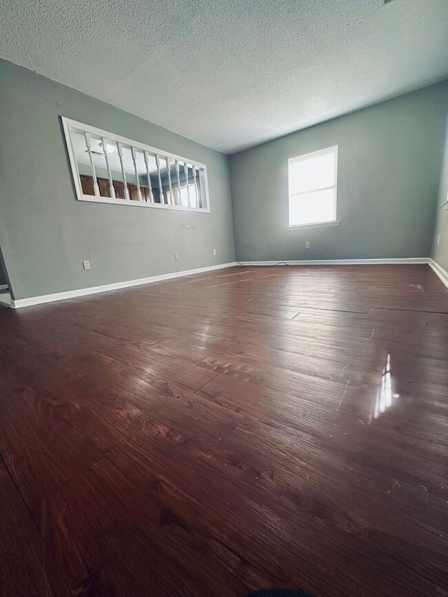 Building Photo - 1210 West End Ave