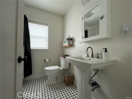 Building Photo - 4403 Montair Ave