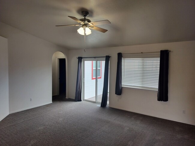 Building Photo - 1415 Chelsey Cir