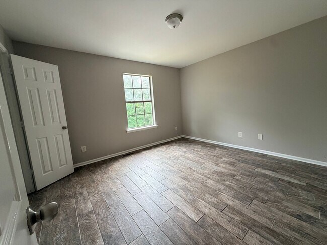 Building Photo - 8702 White Rock Ln