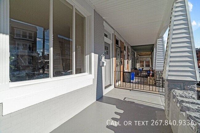 Building Photo - 2921 W Oxford St