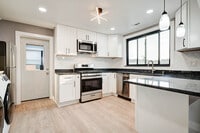 Building Photo - 2525 W Haddon Ave