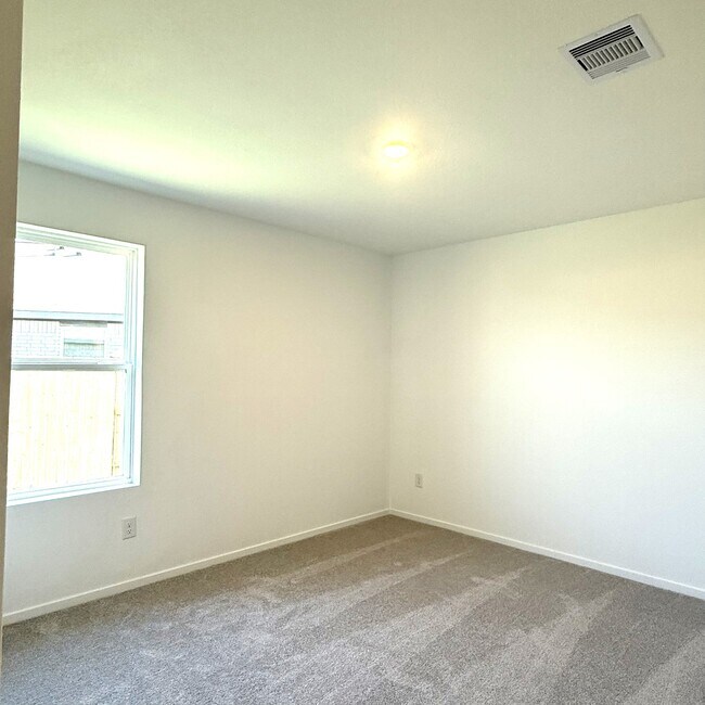 Building Photo - 6151 Sunburst Scarlett St