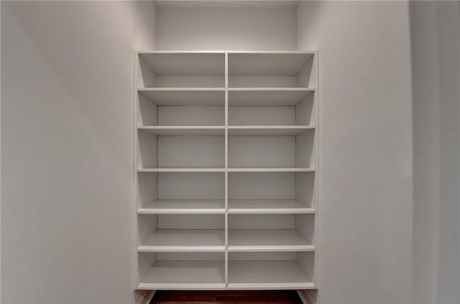 Building Photo - 435 Mayfair Ct