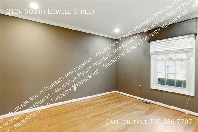 Building Photo - 2124 S Lowell St