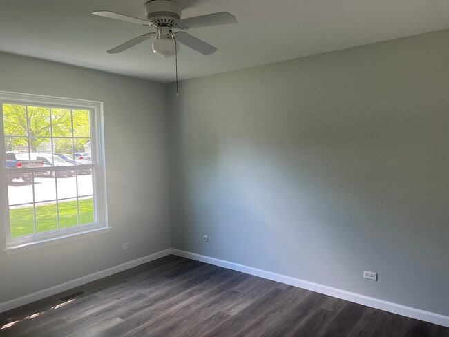 Building Photo - 1176 Auburn Ln