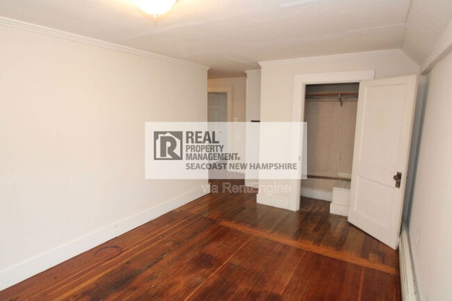 Building Photo - 6 Smith Ct