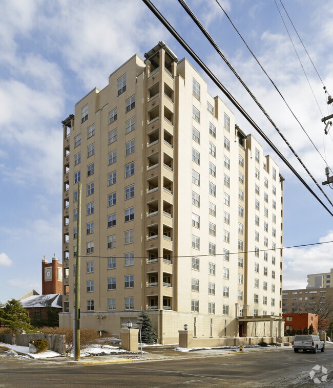 The Madison on Bellefield Pittsburgh, PA Apartment Finder