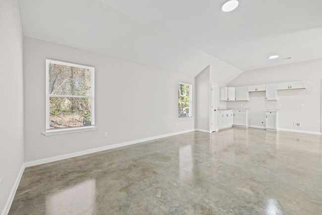 Building Photo - 1150 Melrose St