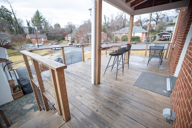 Deck - 1210 Mowbray Pl