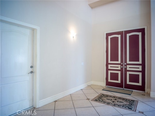 Building Photo - 146 W Le Roy Ave