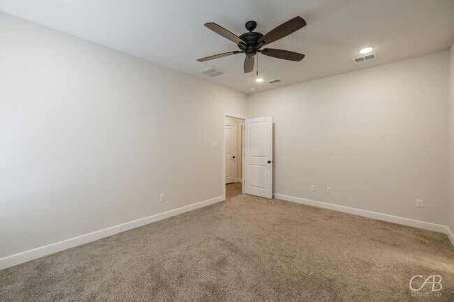 Building Photo - For Lease