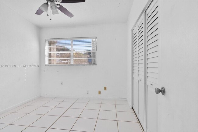 Building Photo - 11535 Lincoln Blvd