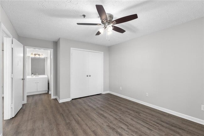 Building Photo - 295 E Burns Ct SW