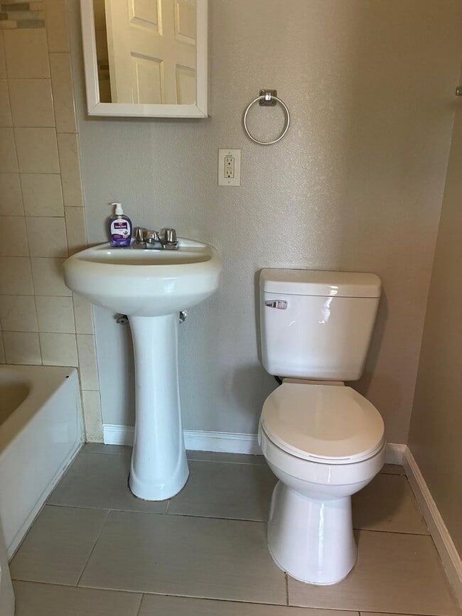 Interior Photo - Parkwood Square Apartments