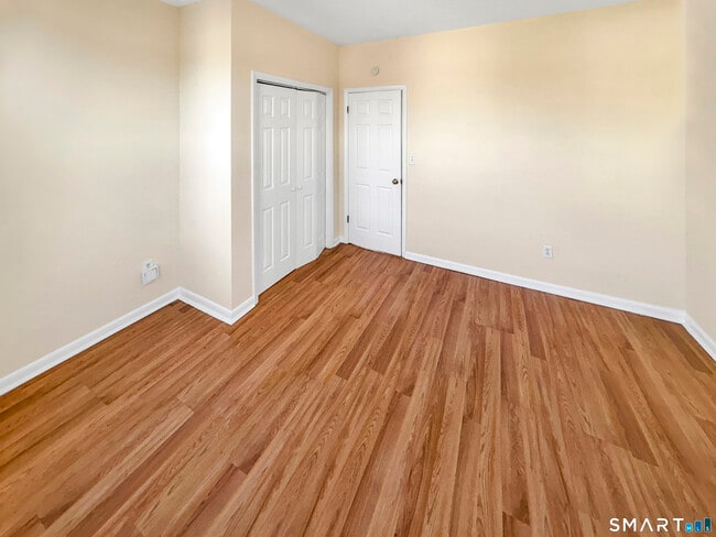 Building Photo - 34 Wolcott St