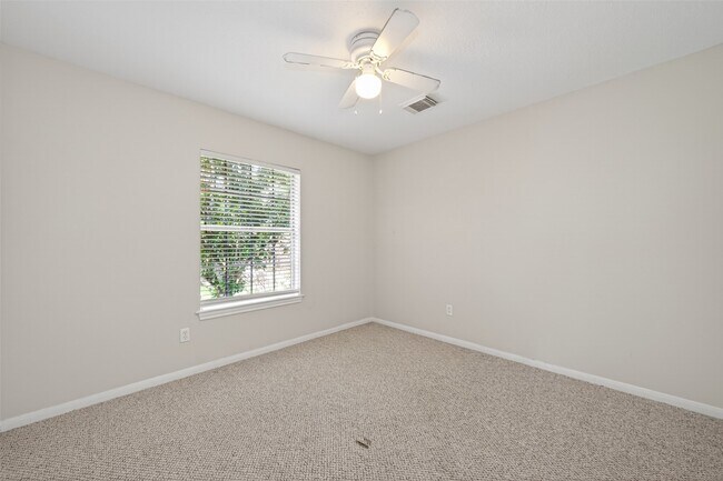 Building Photo - 20906 Greenfield Trail