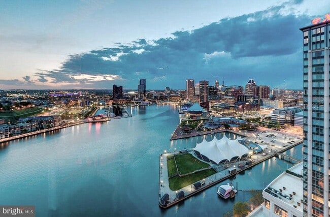 Building Photo - 300 International Drive