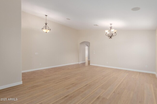 Building Photo - 2605 East Charlotte Dr