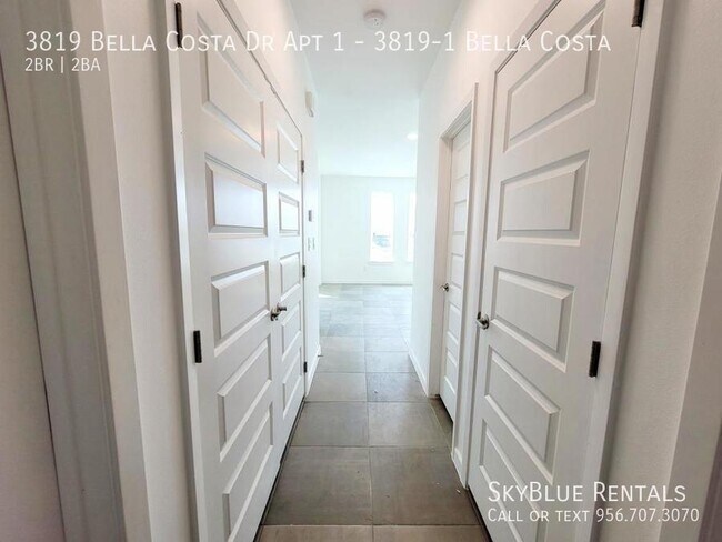 Building Photo - 3819 Bella Costa Dr