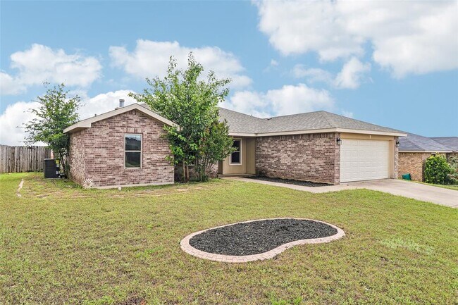 Building Photo - 1309 Marlee Cir